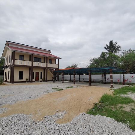 Roomstay Villa Tok Wan Kuantan Zewnętrze zdjęcie